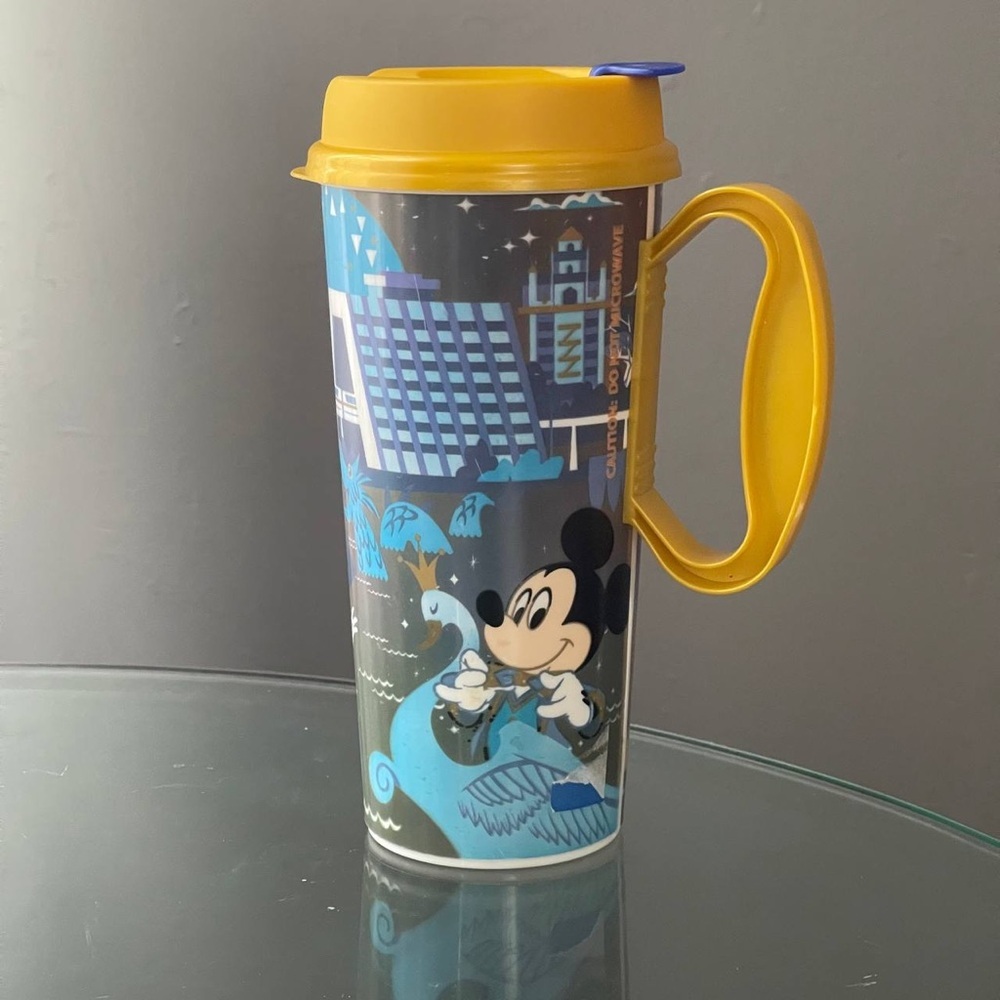 Disney World 50th Anniversary Resort Refillable Cup/Gold Handle‎ & Lid - Picture 2 of 4